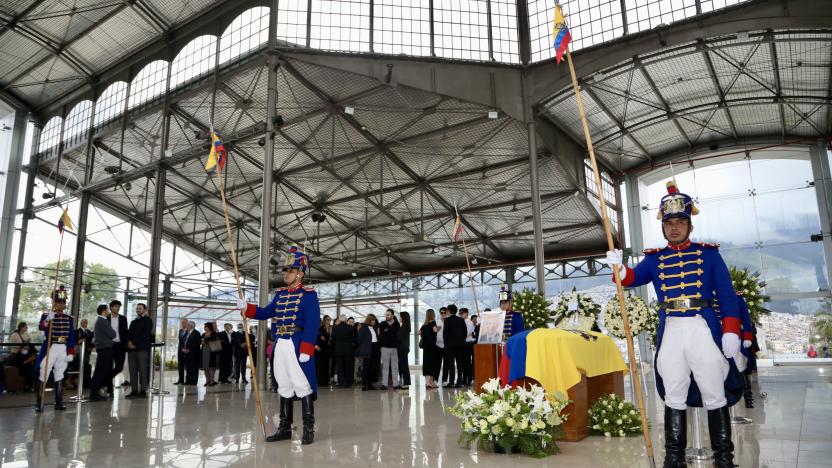 La vicepresidenta de Ecuador, María José Pinto, asistió al funeral de Rodrigo Borja en Quito