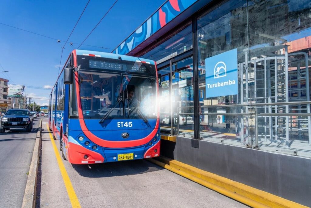 Trole y Ecovía operarán con cambios por las Fiestas de Quito