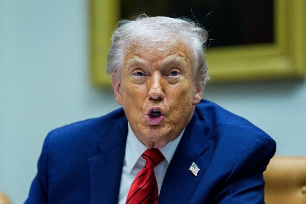 Donald Trump confirma entrega masiva de petróleo venezolano al mercado estadounidense