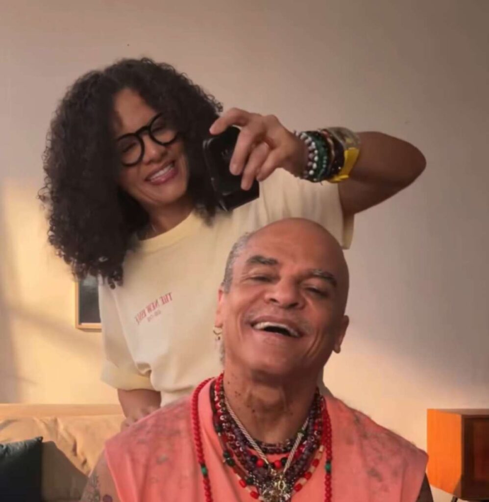 Histórico y viral: El 'Pibe' Valderrama se rapa tras años con su icónica melena 2f266ca92e2879b723c3141f1610feaa xl