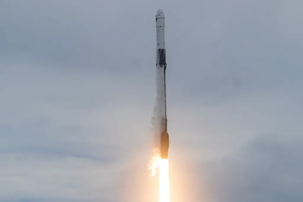 Astronautas llegan a la Estación Espacial Internacional en el vuelo exprés estadounidense más rápido hasta la fecha ap26274628592423
